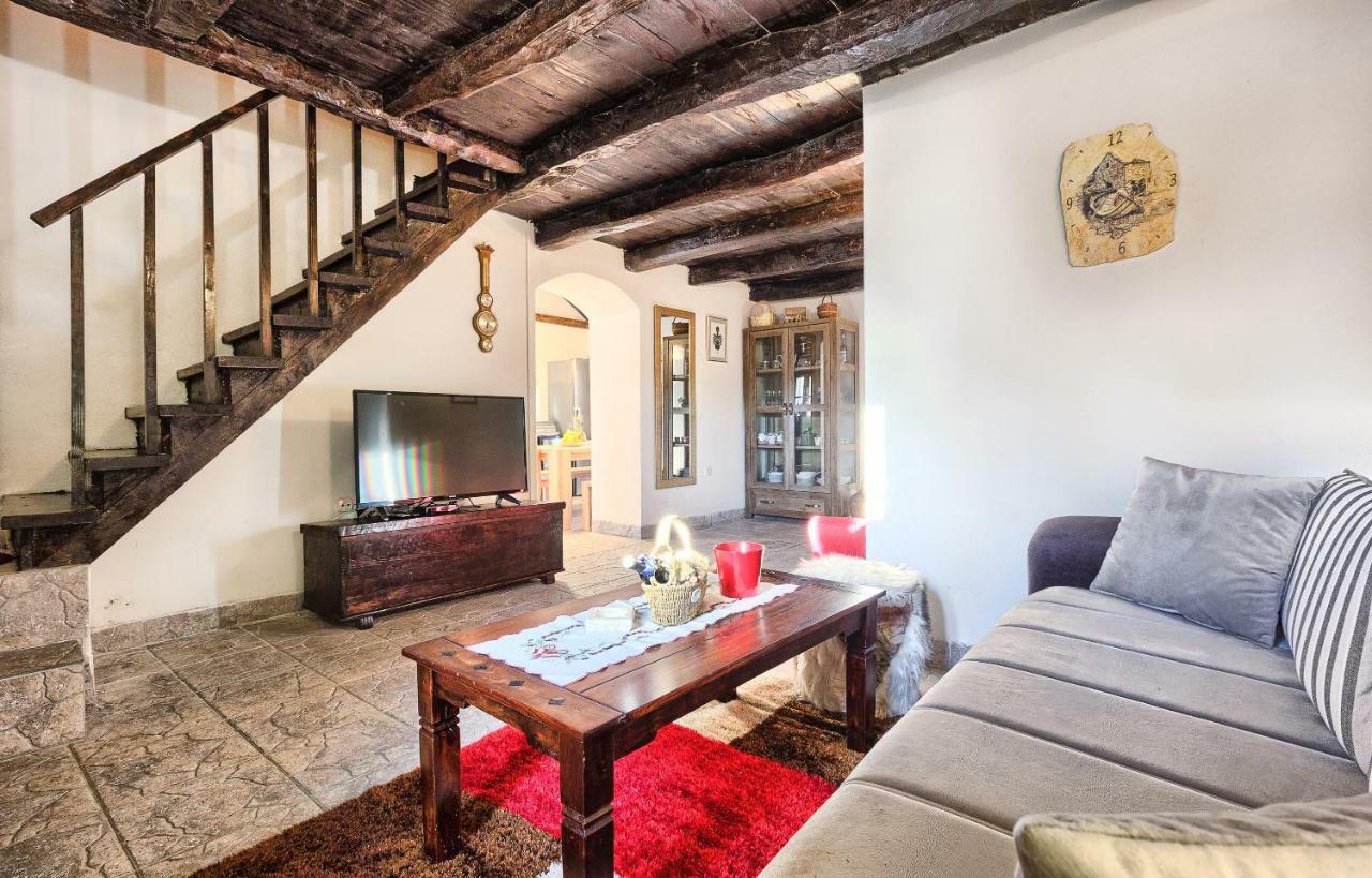 Dalmatia Stone House Vendégház Biorine Kültér fotó