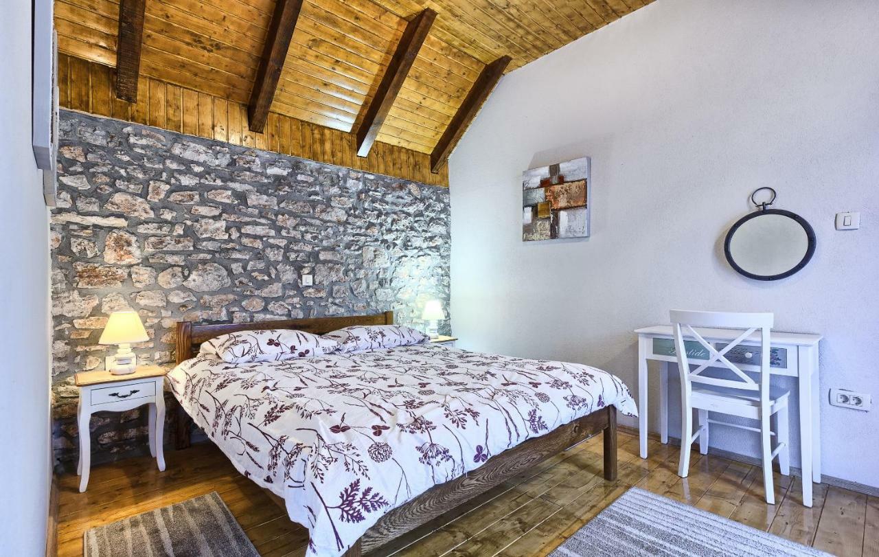 Dalmatia Stone House Vendégház Biorine Kültér fotó