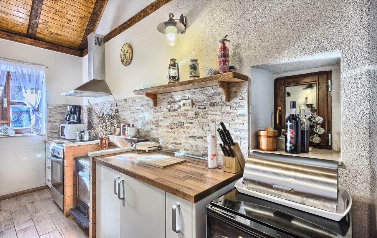 Dalmatia Stone House Vendégház Biorine Kültér fotó